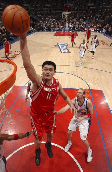 詹姆斯独得39分仍败灰熊客场之旅